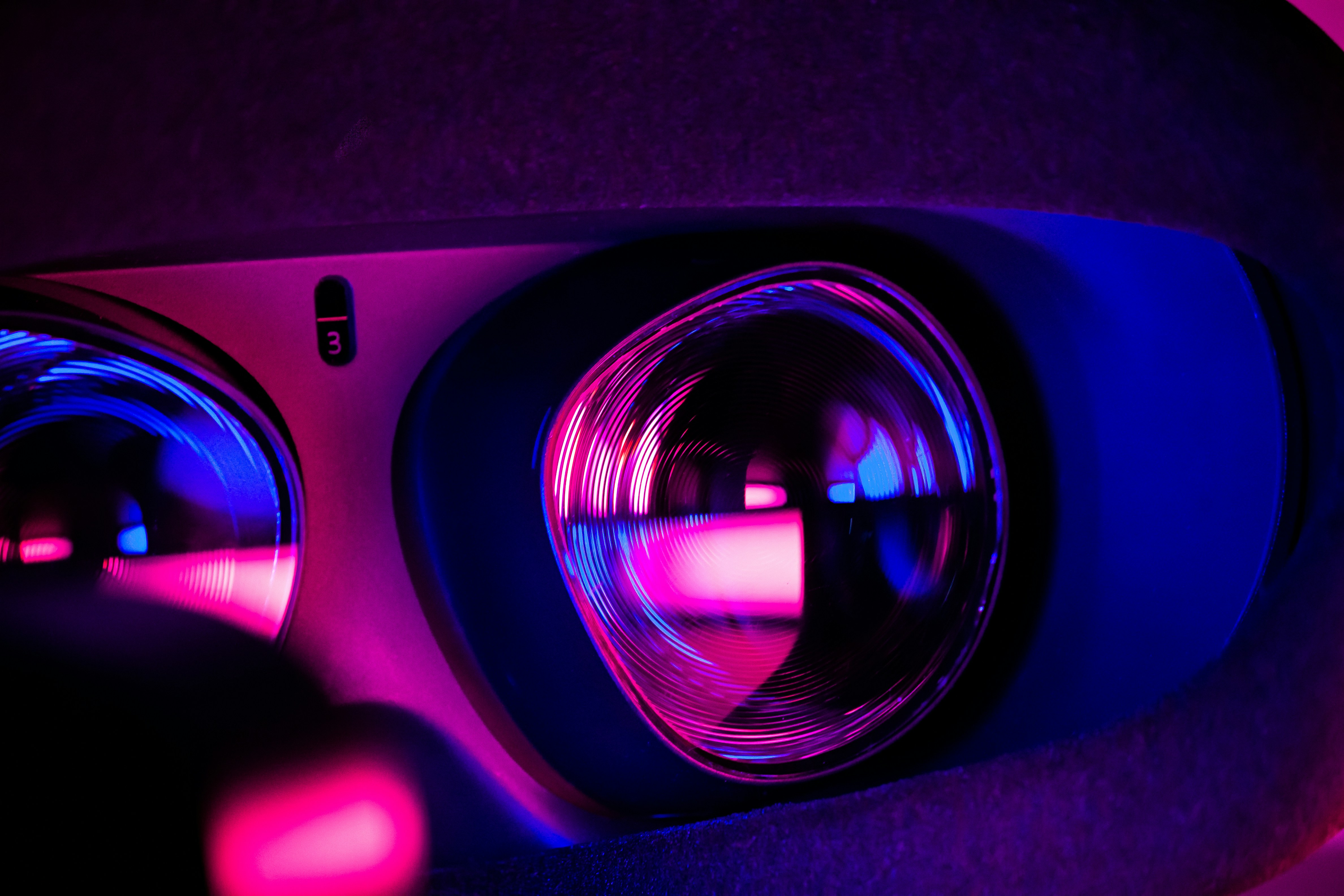 VR headset lens close-up